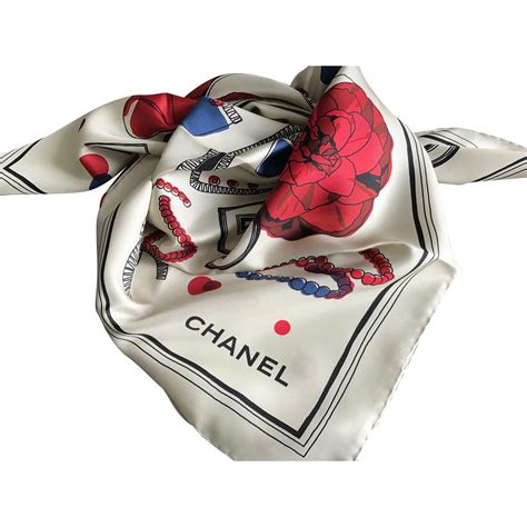 foulard femme chanel